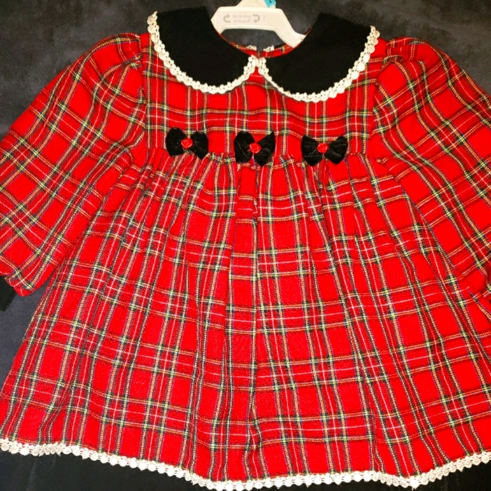 Christmas plaid dress with black velvet trim